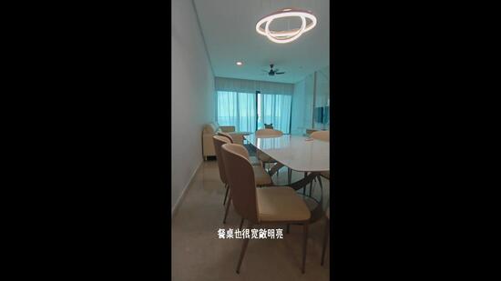 Media gallery image