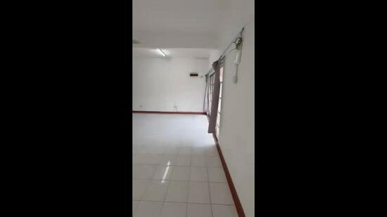 Media gallery image