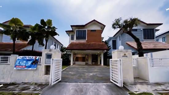 Twin Villas for Sale in Kota Kemuning, Shah Alam by Richard Low - iProperty.com.my
