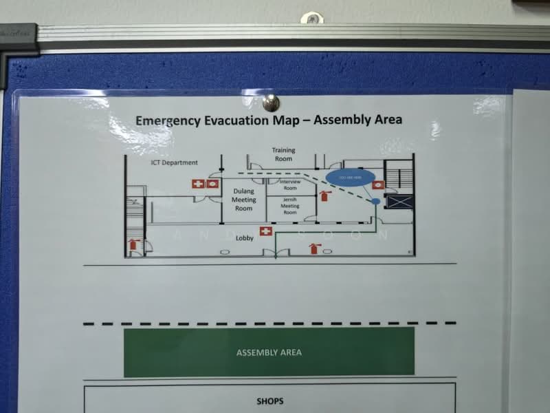 Shop / Office untuk Dijual di Taman Sungai Besi Indah, Seri Kembangan oleh Candy Soon - iProperty.com.my