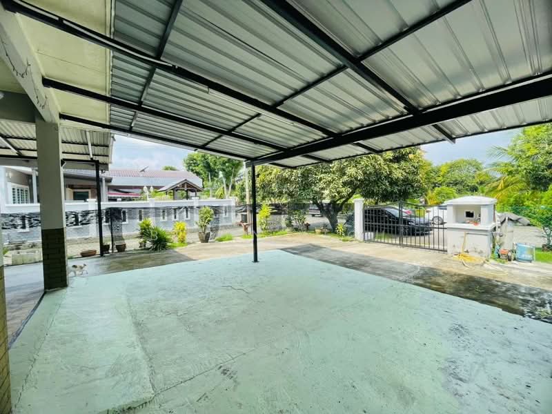 Rumah Teres 2-Tingkat untuk Dijual di Taman Alam Jaya, Ijok oleh Bryan Yeoh - iProperty.com.my