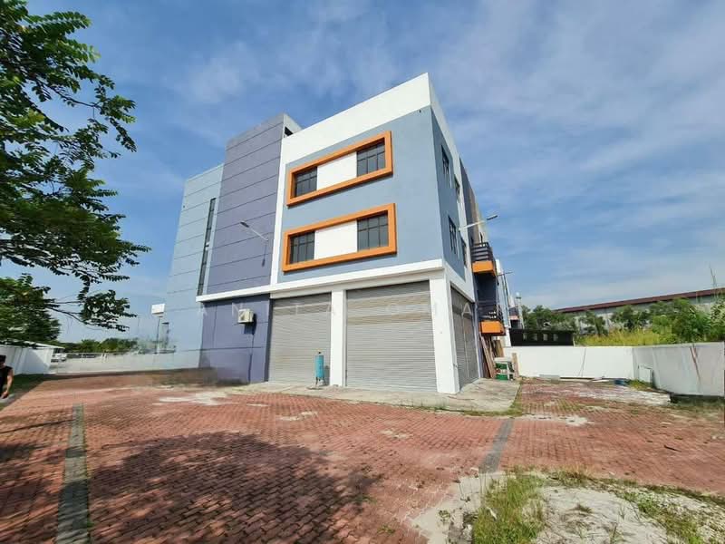 Kilang untuk Dijual di Bukit Jelutong, Shah Alam oleh Anita Omar - iProperty.com.my