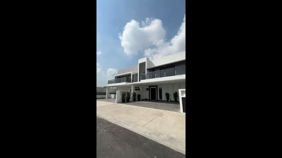 Semi-Detached House untuk Dijual di Petaling, Selangor oleh Ivan Goh - iProperty.com.my