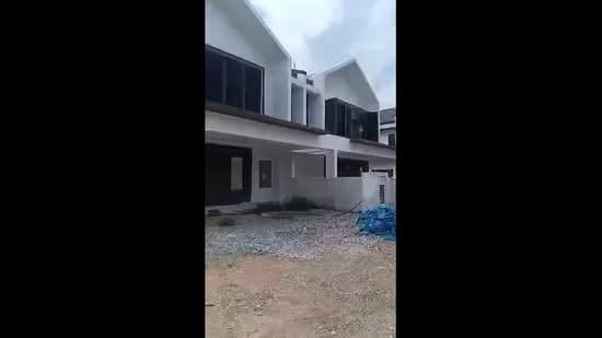 Rumah Berkembar untuk Dijual di Sepang, Selangor oleh Ustazah Aina - iProperty.com.my