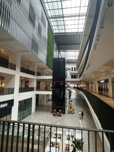 Service Residence for Rent in Emporis by Christy Woo - iProperty.com.my