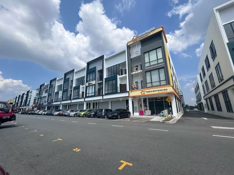 Shop for Sale in Austin Crest, Johor Bahru by Liz Yap - iProperty.com.my