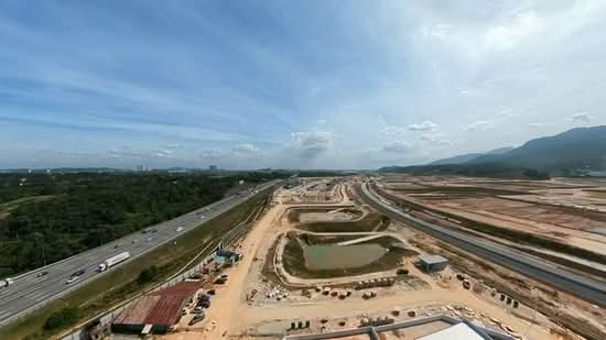 Kilang Berkembar untuk Dijual di Nilai, Negeri Sembilan oleh Izzati Radin - iProperty.com.my