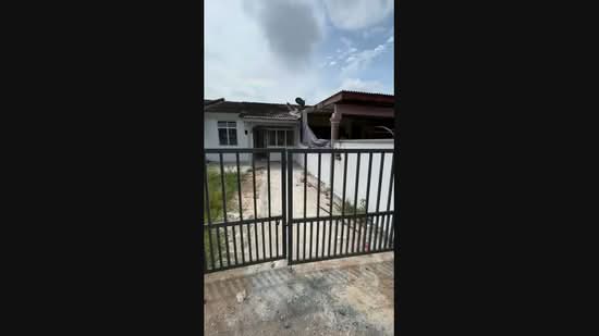 Rumah Teres 1-Tingkat untuk Dijual di Taman Indah Jaya, Lukut oleh Jack Chua - iProperty.com.my