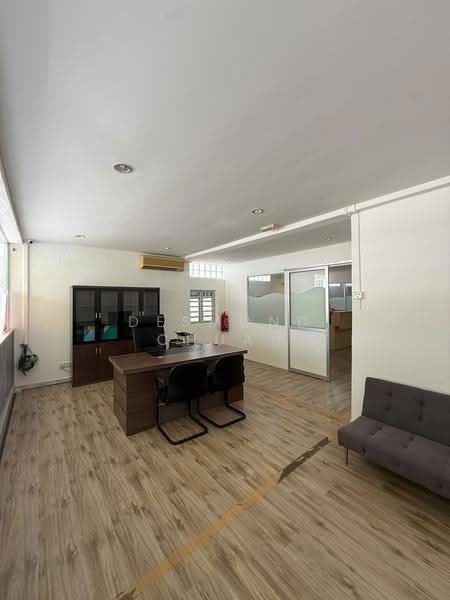 Pejabat untuk Disewa di Ayer Itam, Penang oleh Desmond Chuah - iProperty.com.my