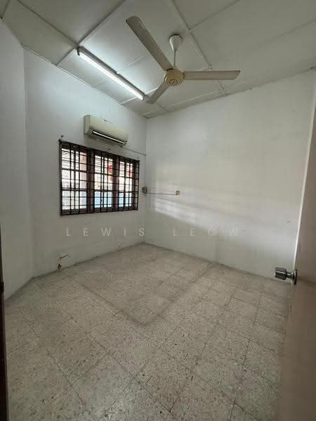 1-storey Terraced House for Sale in Taman Putri Kulai, Kulai by Lewis Leow - iProperty.com.my