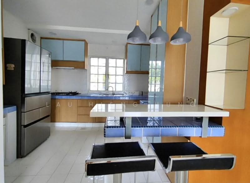 Condominium for Rent in Bukit Robson Condominium by Vincent Lau - Kitchen - iProperty.com.my