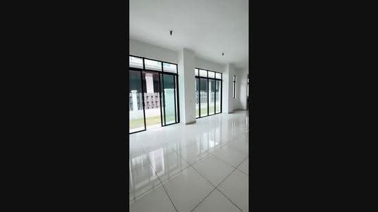 Cluster House for Sale in Eco Majestic, Semenyih by Kent Fong - iProperty.com.my