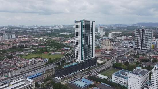 Service Residence for Sale in MKH Boulevard II by Jeff Cheah - iProperty.com.my